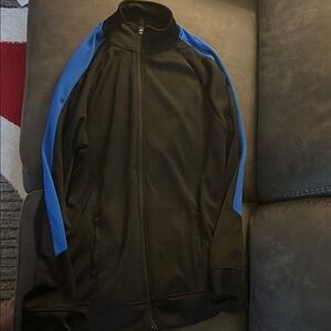 Xersion Black and Blue Kids Sweatshirt